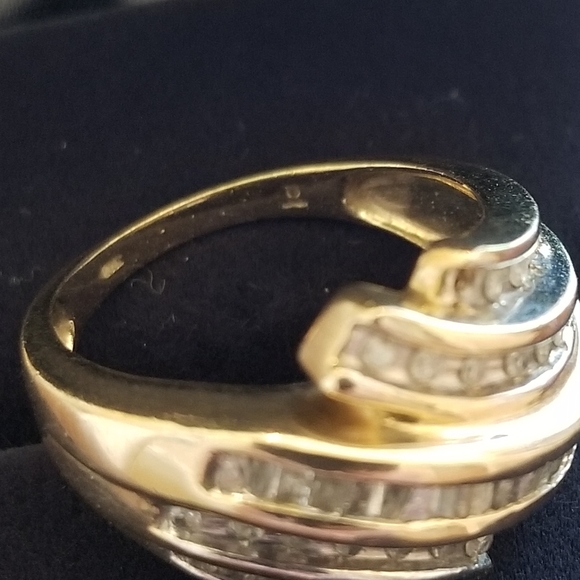 Diamond Cocktail ring - Picture 3 of 5